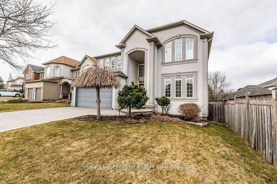 Detached House for sale at 8 Hackney Court, Hamilton, Ancaster, L9K 1M3 - MLS: X12104648