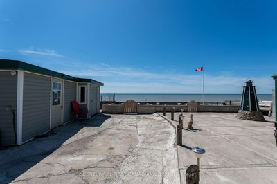 18518 Erie Shore Dr, Chatham-Kent - Blenheim