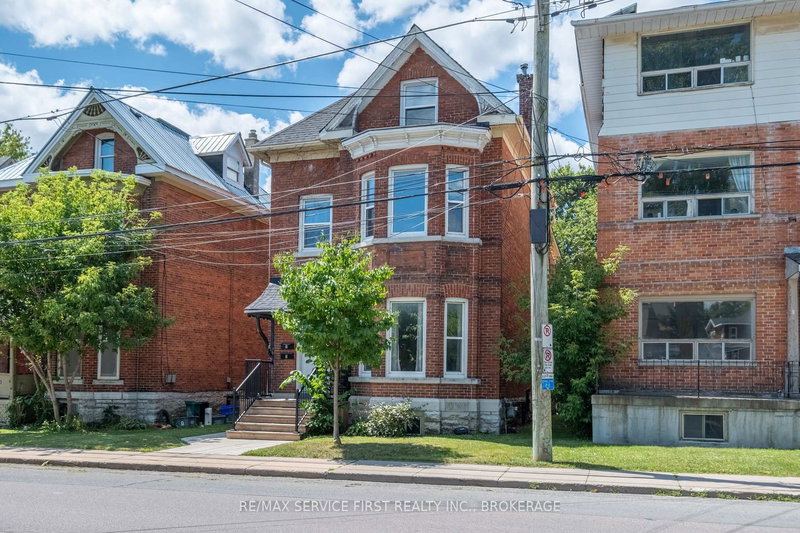 392 Alfred St, Kingston, K7K 4H7 | Image 2