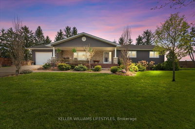 4609 Douglas Line, Plympton-Wyoming - Plympton Wyoming