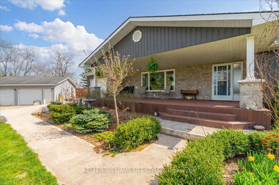 4609 Douglas Line, Plympton-Wyoming - Plympton Wyoming image-0-4
