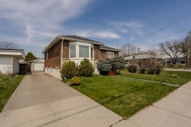 848 Upper Wellington Street