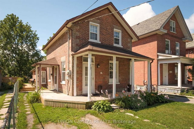 A - 207 Perry Street