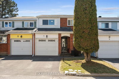 4 Trafford Lane, Barrhaven - On the Green