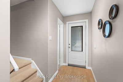 4 Trafford Lane, Barrhaven - On the Green image-0-3
