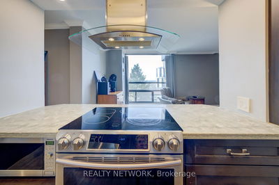 Unit 702 — 222 Jackson St, Hamilton - Durand image-0-4