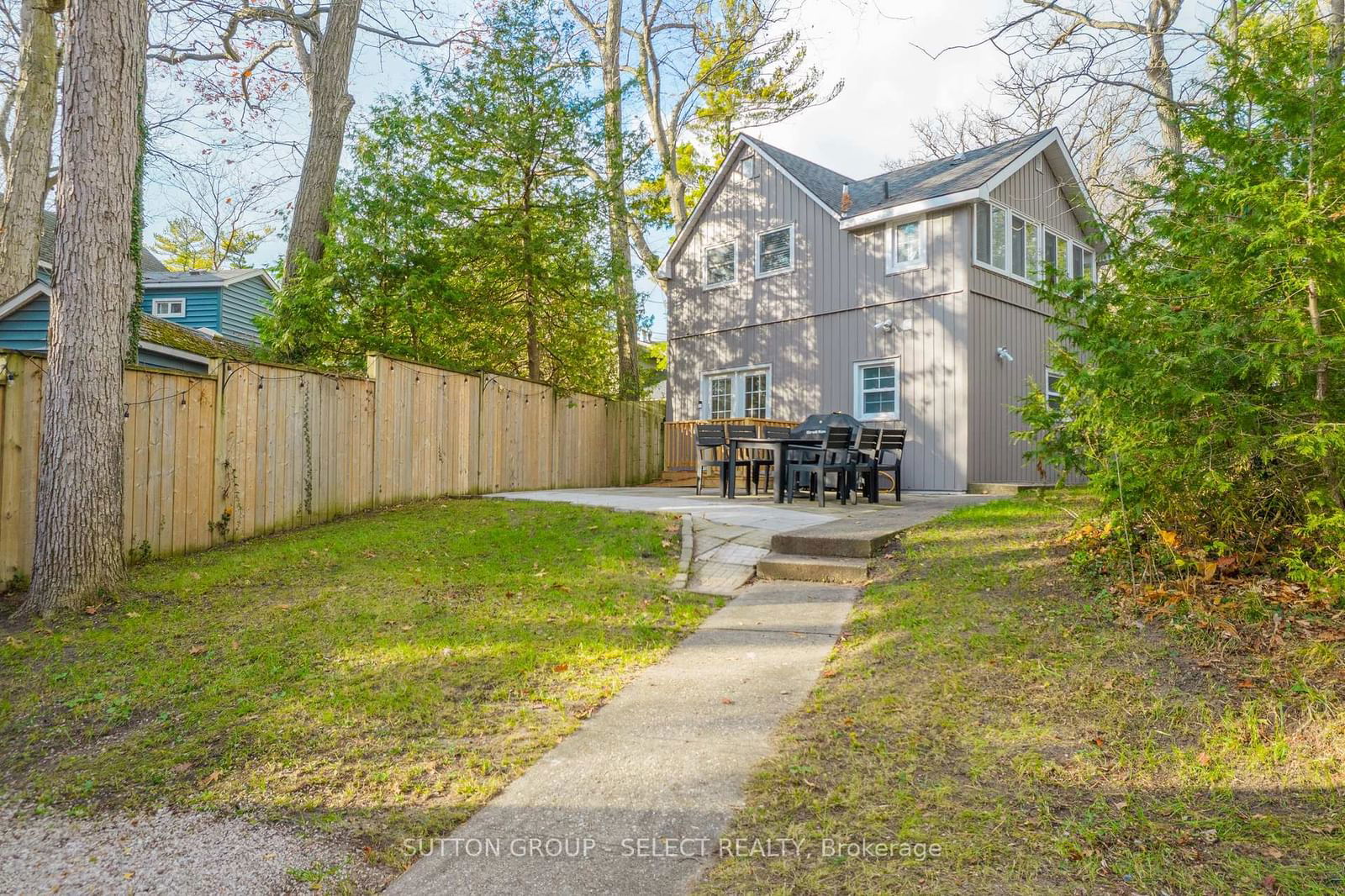 Detached House for sale at 42 SHORELINE Drive, Lambton Shores, Grand Bend, N0M 1T0 - MLS: X12105211