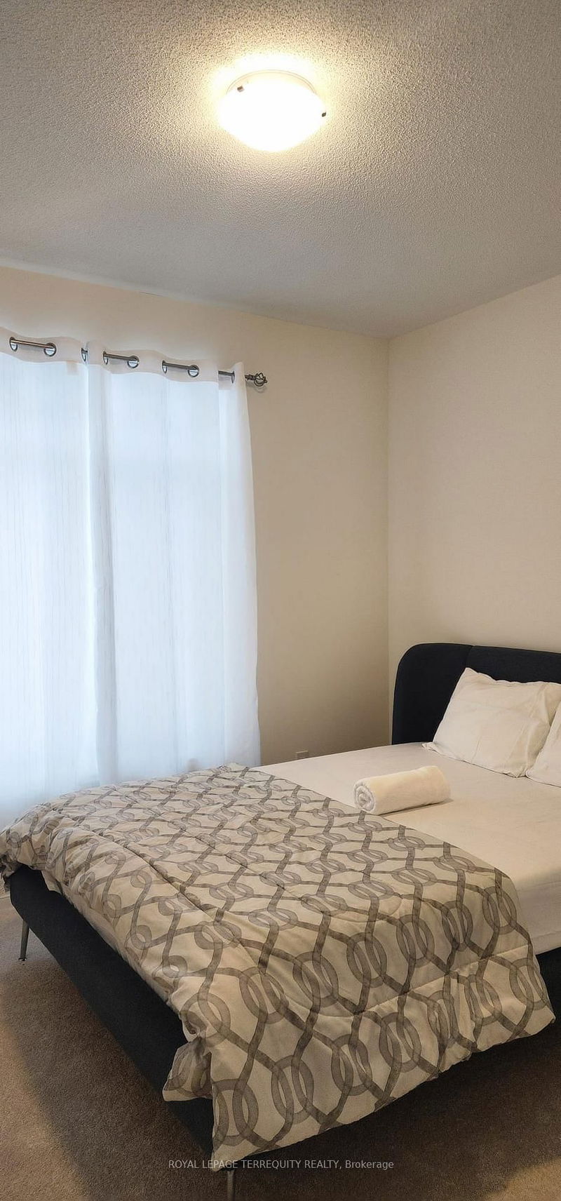 Room1