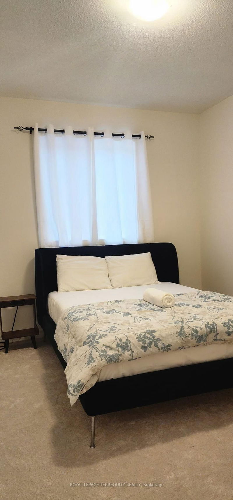 Room2