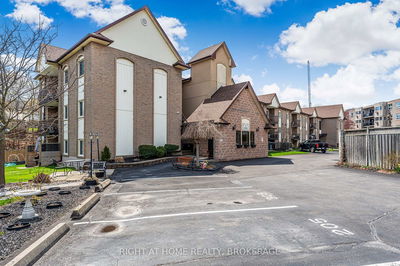 Unit 102 — 20 John St, Grimsby - Grimsby East image-0-1