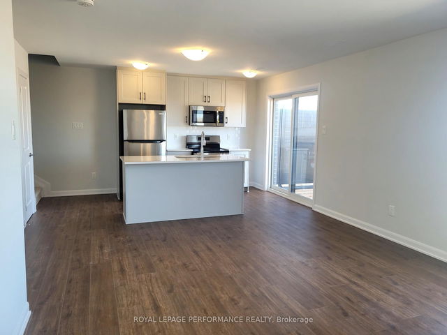 1717 Creekway Private