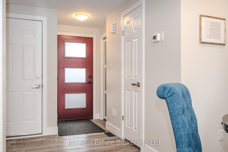 155 Stephanie Dr, Guelph, N1K 1X7 | Image 3