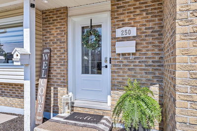 250 Du Grand Bois Ave, Orleans - Queenswood Heights South image-0-3