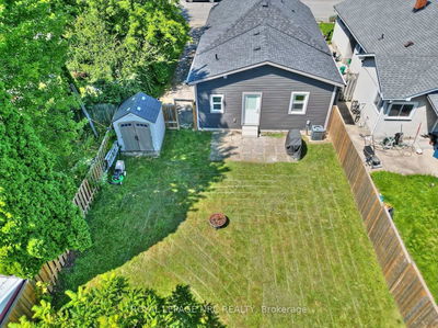 2 Fairburn Ave, St. Catharines - Burleigh Hill image-0-2