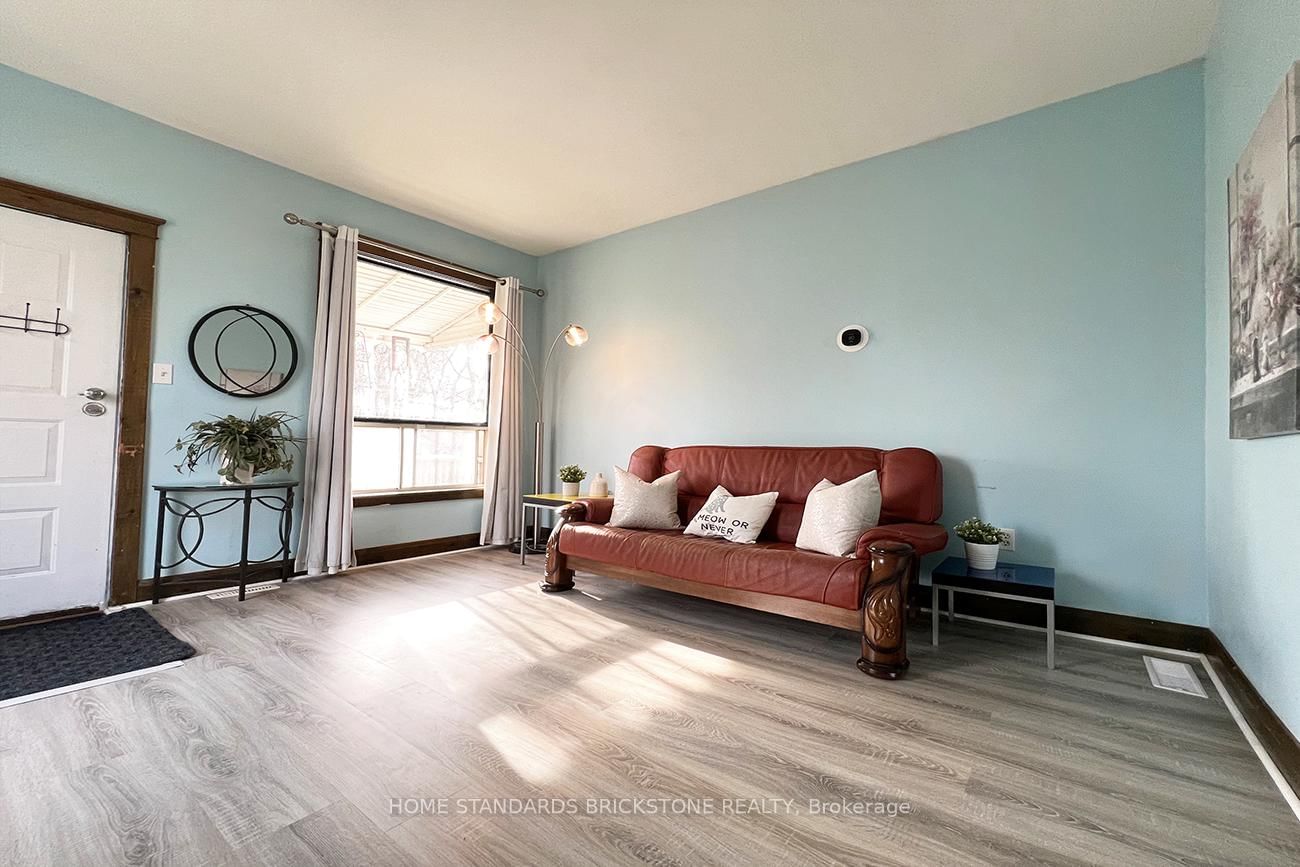 Detached House for sale at 58 Dillabough Street, London East, East L, N5Z 2B8 - MLS: X12106223