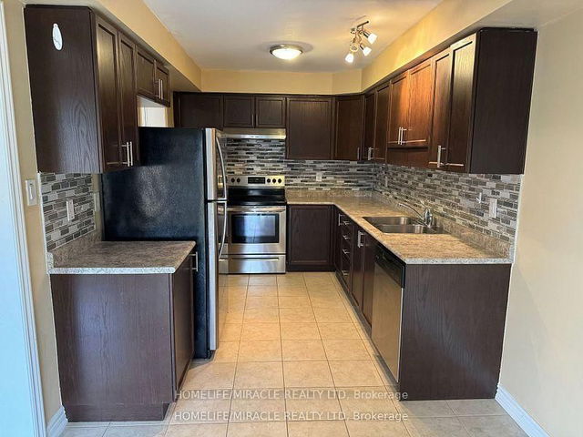 385 Erin Street W