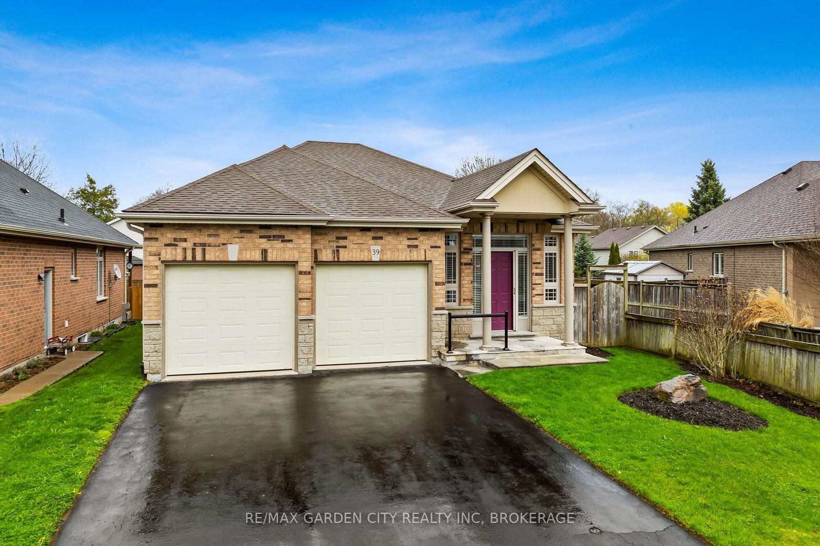 Detached House for sale at 39 WILLSON CROSSING Court, Pelham, Fonthill, L0S 1E4 - MLS: X12106583