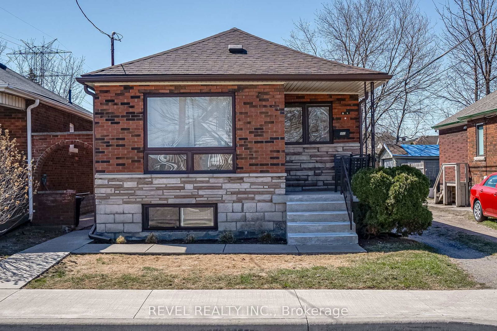 Detached House for sale at 552 Roxborough Avenue, Hamilton, Homeside, L8H 1R7 - MLS: X12106618