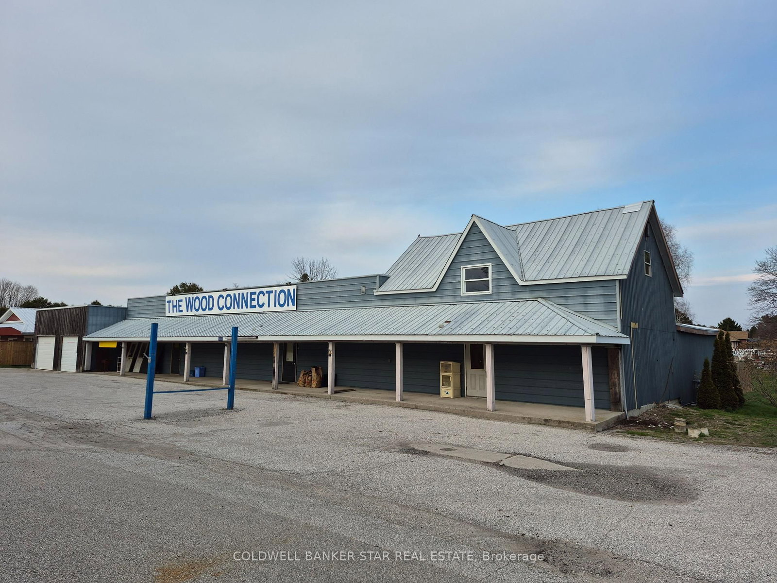 Listing Image 1