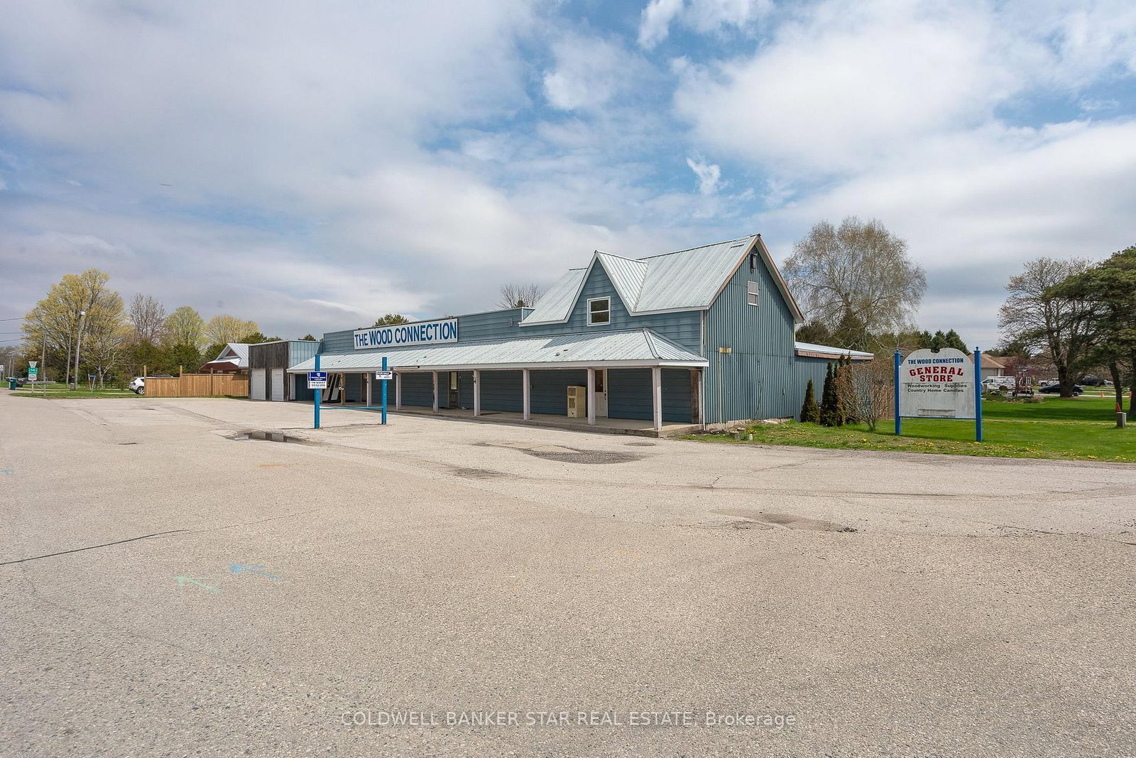 Listing Image 3