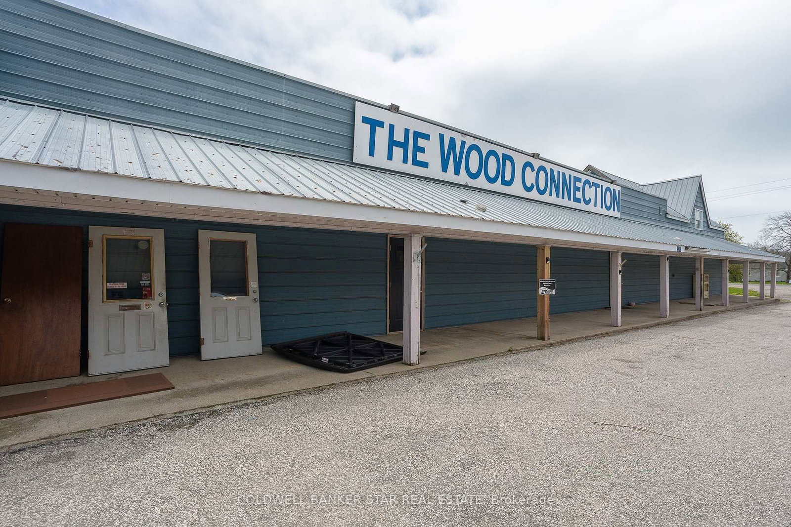 Listing Image 6