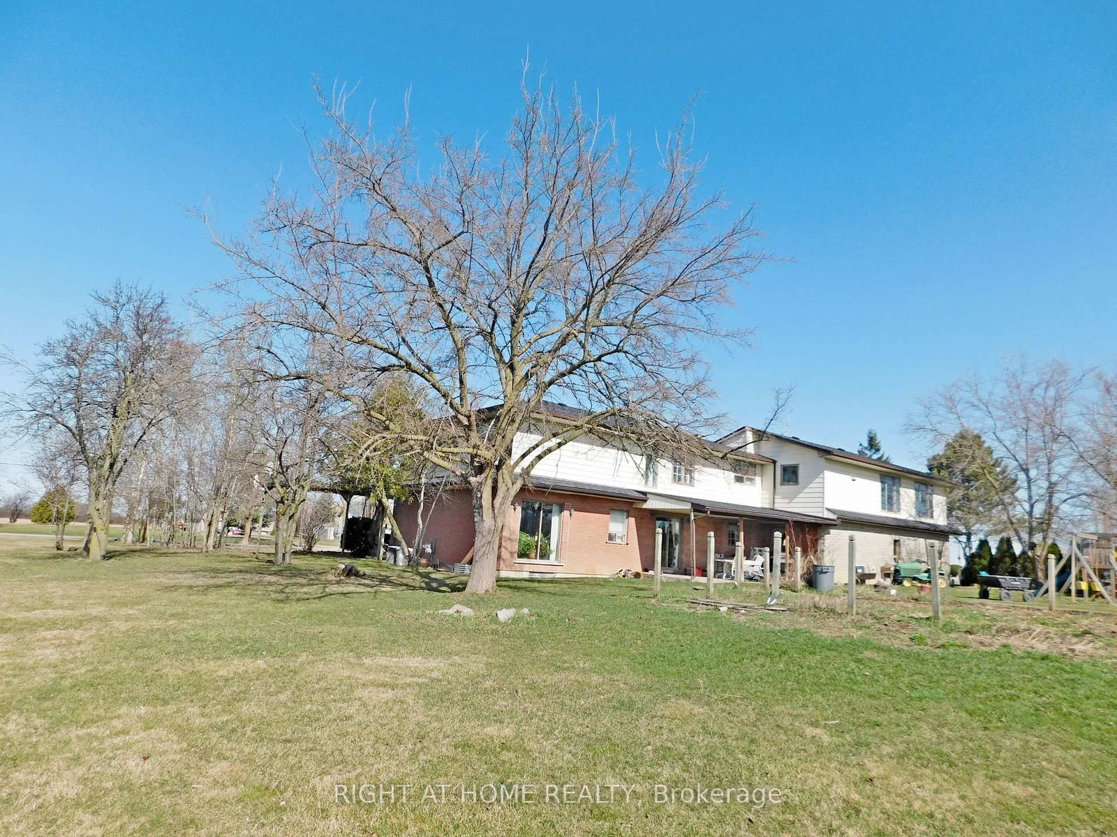 Listing Image 42