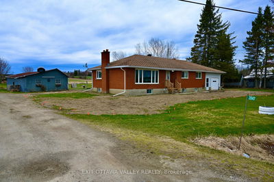2047 Lapasse Rd, Beachburg - Whitewater Region image-0-1