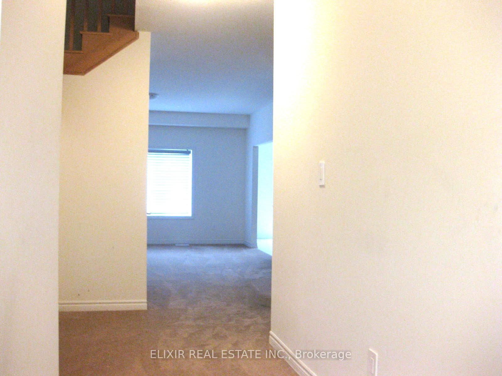 Detached House for lease at 12 Jenner Drive, Brant, Paris, N3L 0B5 - MLS: X12107058