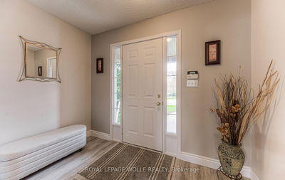 732 Grand Banks Dr, Waterloo -  image-0-4