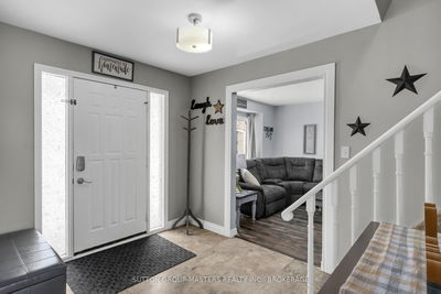 949 Alpine Crt, Kingston - North of Taylor-Kidd Blvd image-0-1