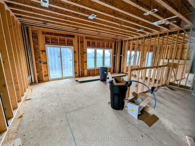 6668 Hawkins St, Niagara Falls - Arad/Fallsview image-0-4