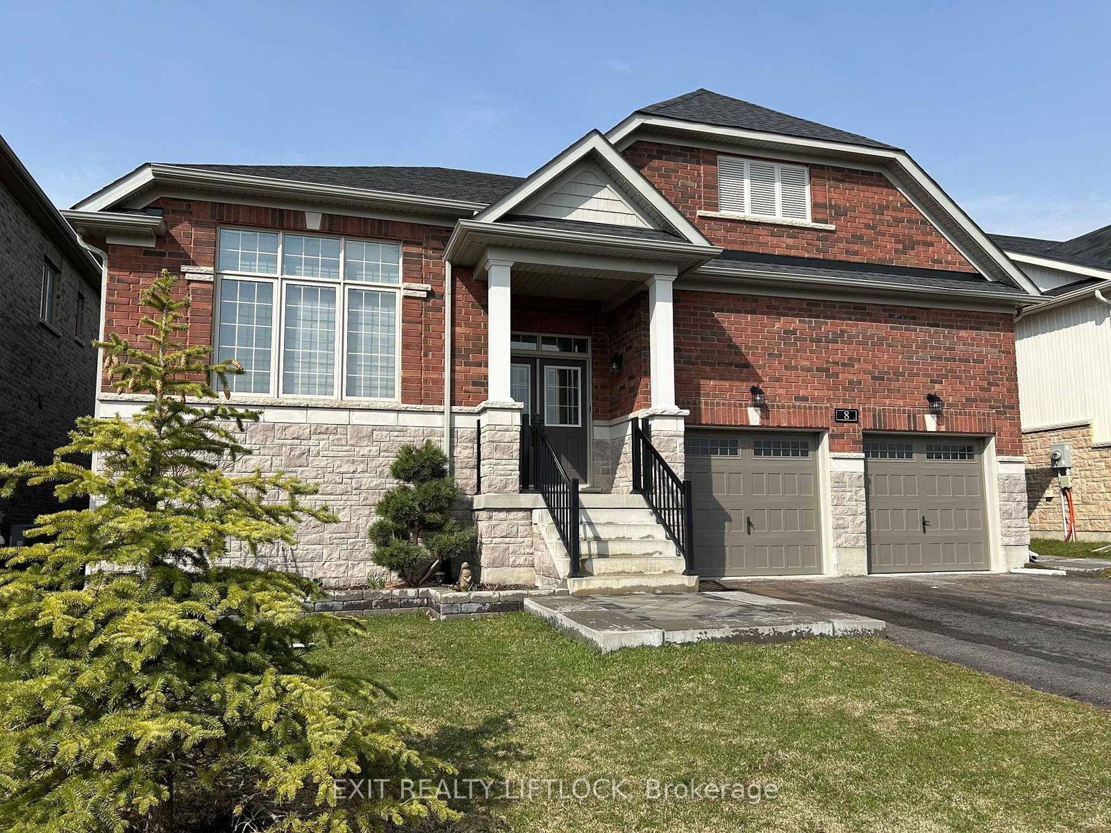Detached House sold at 8 Station Drive, Cavan Monaghan, Cavan Twp, L0A 1G0 - MLS: X12107312