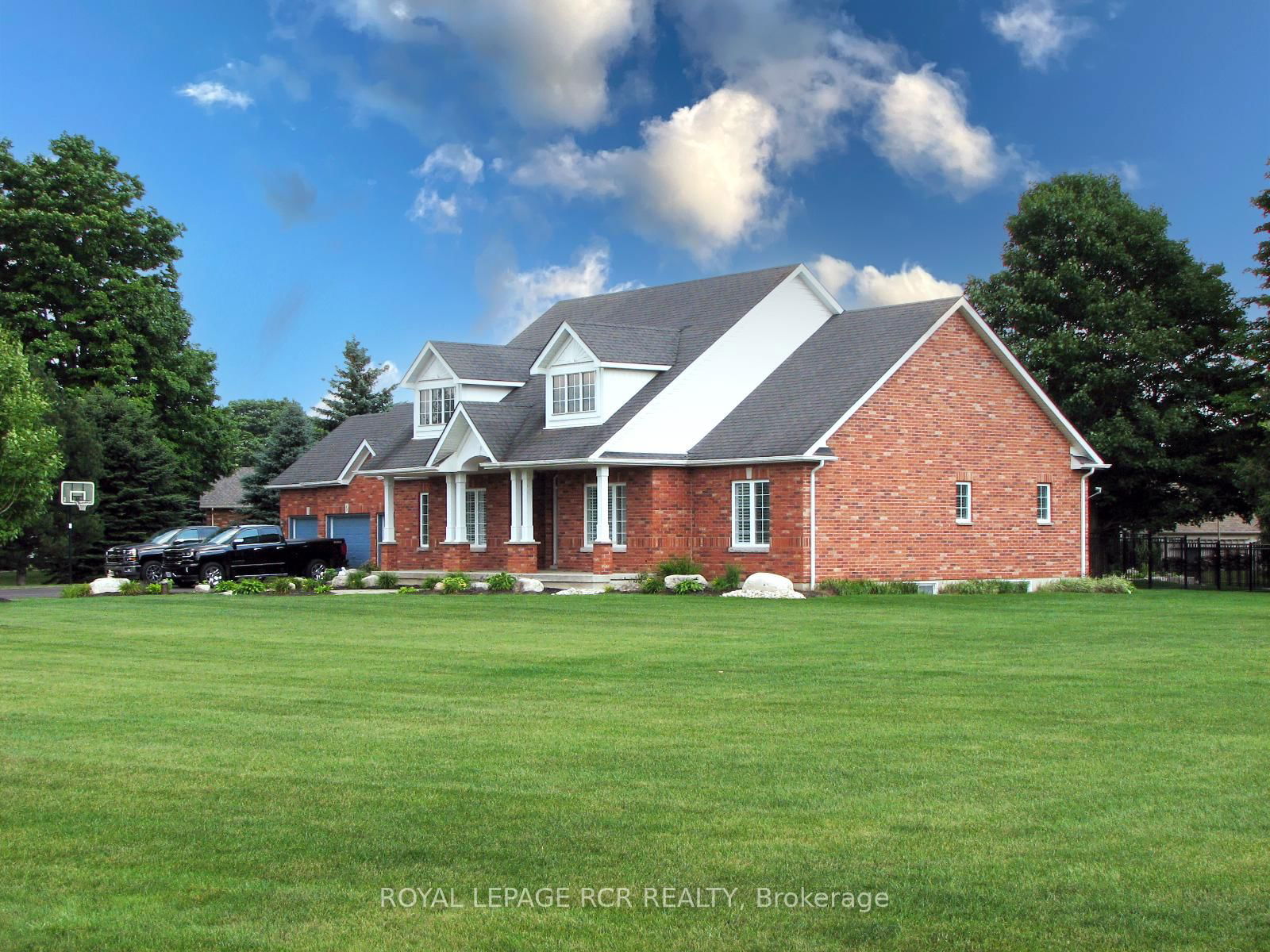 Detached House for sale at 44 Rayburn Meadows N/A, East Garafraxa, Rural East Garafraxa, L9W 7E7 - MLS: X12107325
