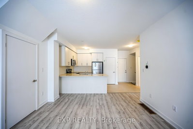 Unit 35 — 590 North Service Road — photo 5