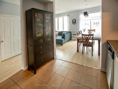 875 Newmarket Lane, Kingston - Rideau image-0-4