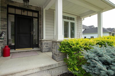 89 Gill Rd, Lambton Shores - Grand Bend image-0-1
