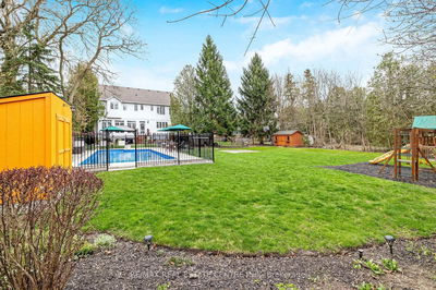 168 Palmer St, Guelph - St. George's