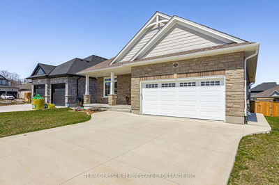 176 BOARDWALK Way, Thames Centre - Rural Thames Centre image-0-3