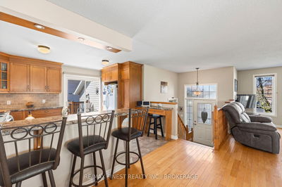 1160 Acadia Dr, Kingston - City SouthWest image-0-4
