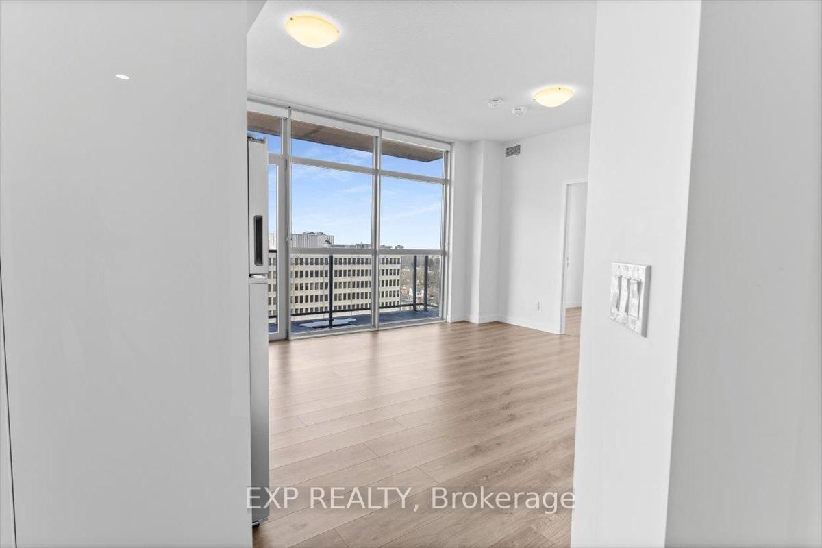 Condo for lease at 1407-60 Frederick Street, Kitchener, N2H 0C7 - MLS: X12107610