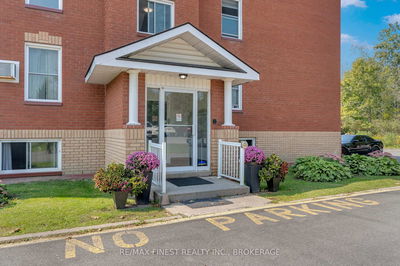 Unit 403 — 540 Talbot Pl, Gananoque - Gananoque
