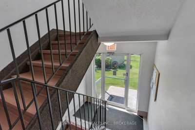 Unit 403 — 540 Talbot Pl, Gananoque - Gananoque image-0-3