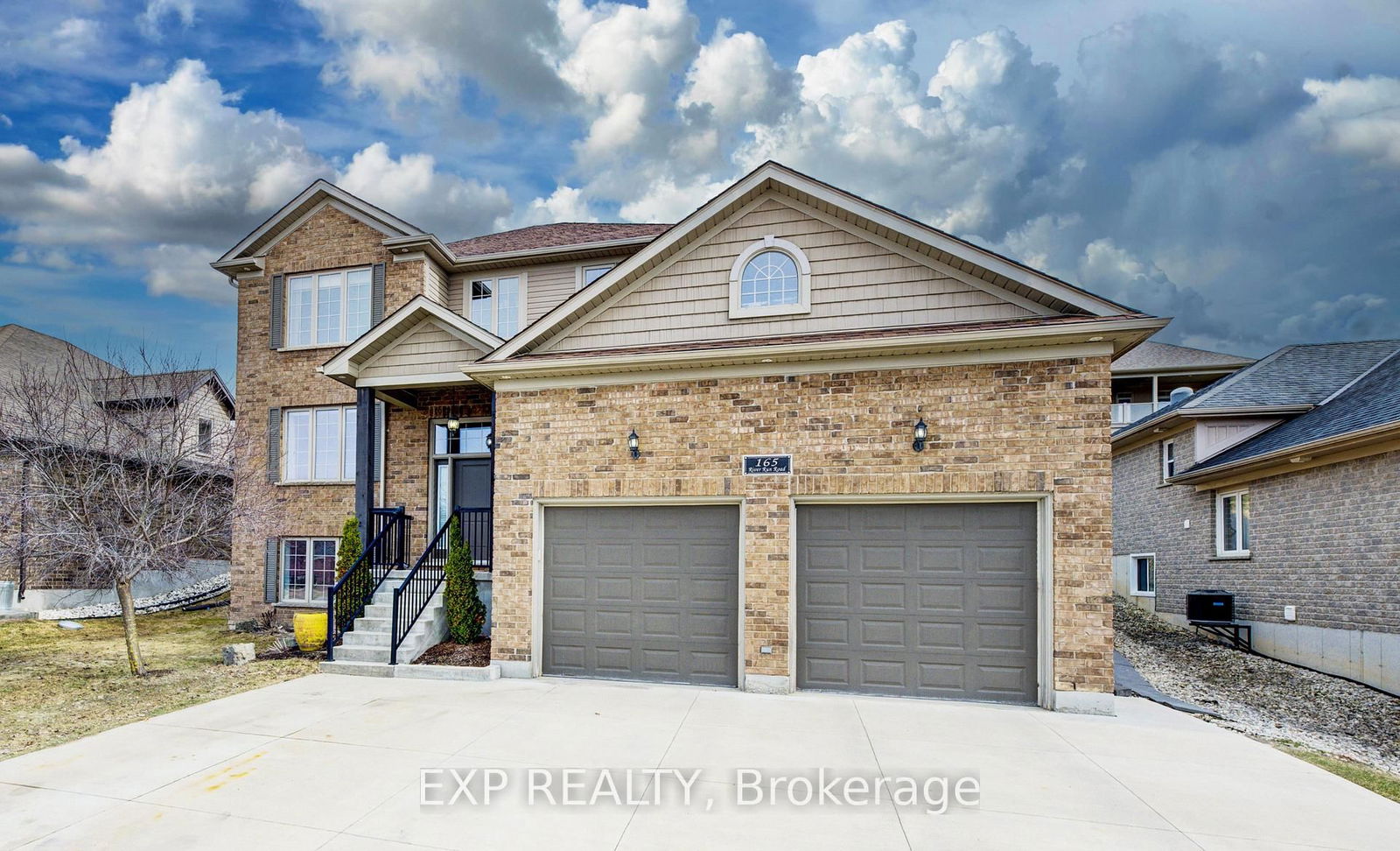 Detached House for sale at 165 River Run Road, Mapleton, Rural Mapleton, N0G 1P0 - MLS: X12107662