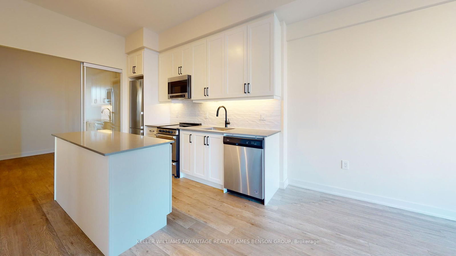 Condo for lease at 301-212 King William Street, Hamilton, Beasley, L8N 1B5 - MLS: X12107742