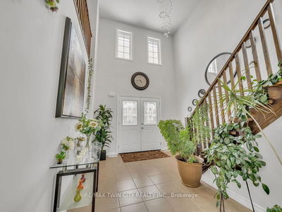 46 Woodbine Ave, Kitchener -  image-0-3