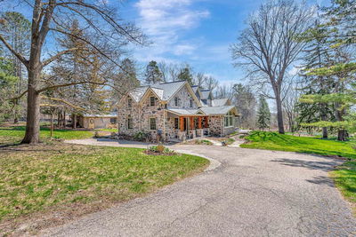 17 The Kirksway, Kitchener -  image-0-1