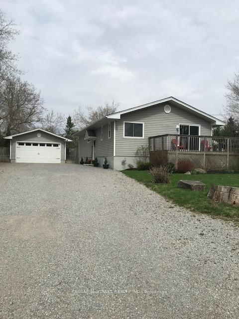 32 Newman Rd, Kawartha Lakes - Mariposa image-0-0