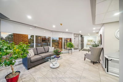Unit 502 — 2 George St, Peterborough - Downtown image-0-4
