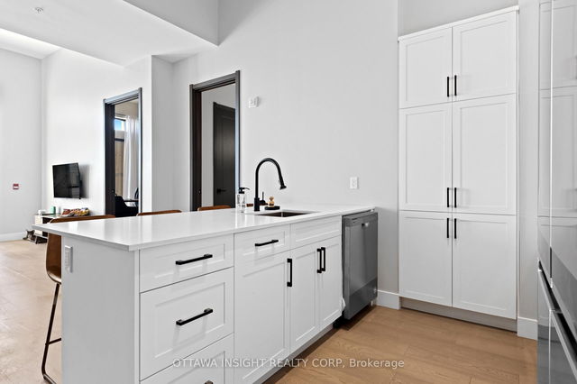 2EB - 180 Kanata Avenue