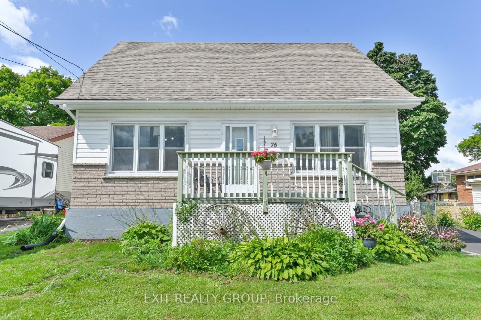 Detached House sold at 76 Lemoine Street, Belleville, K8P 4G9 - MLS: X12107989